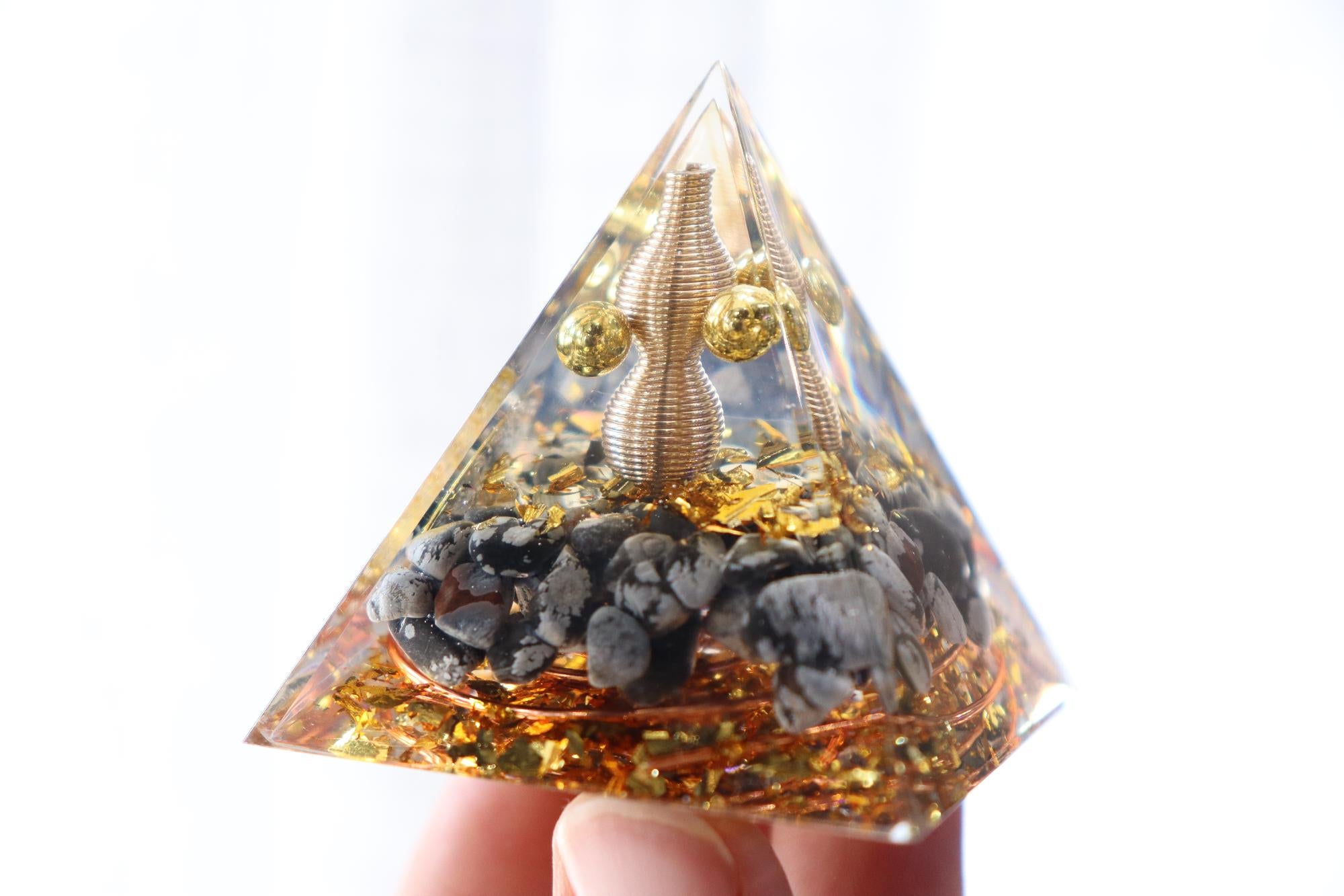 Orgonite Pyramid | Snowflake Obsidian