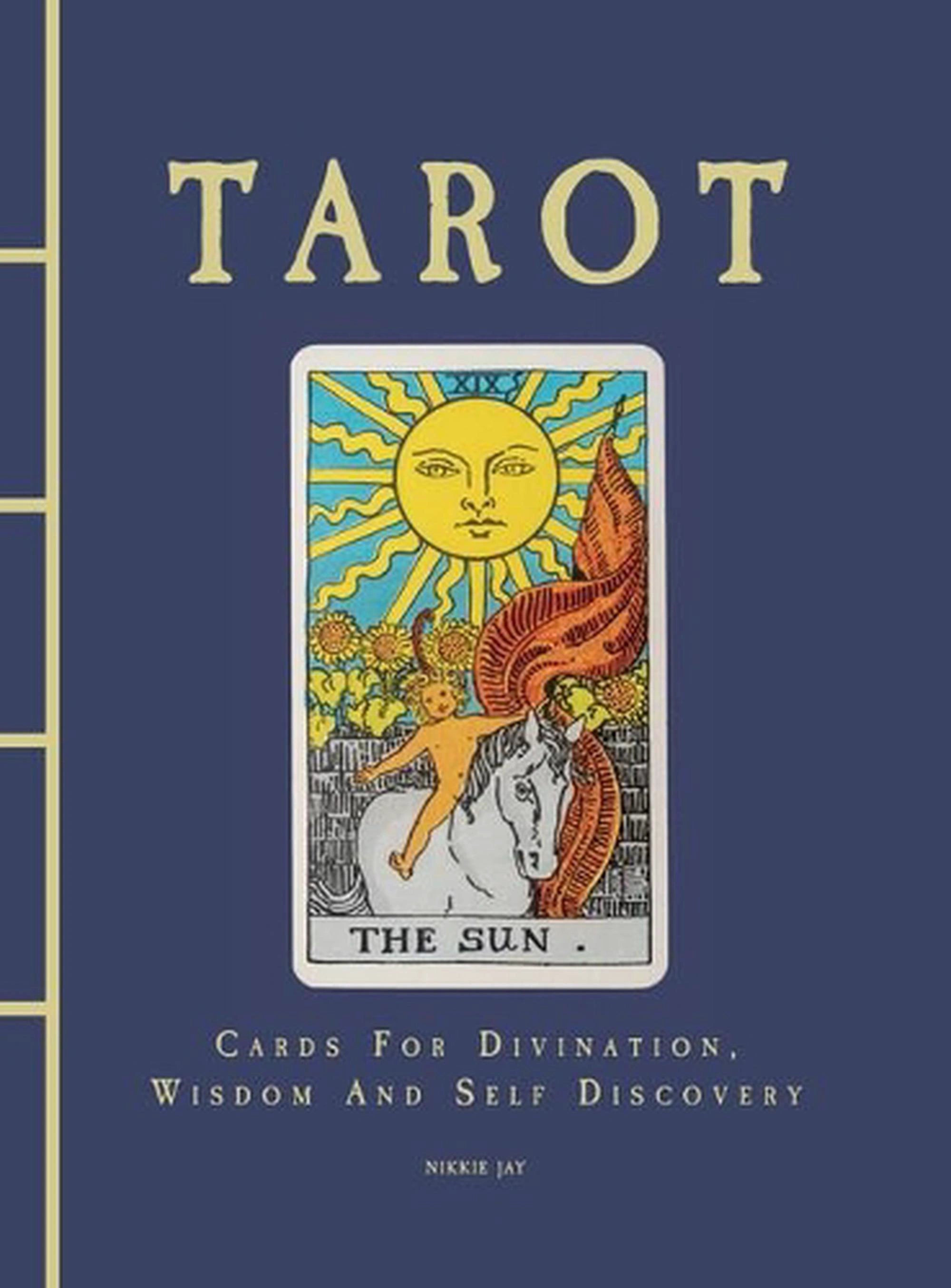 Tarot, Cards for Divination, Wisdom and Self Discovery BOOK