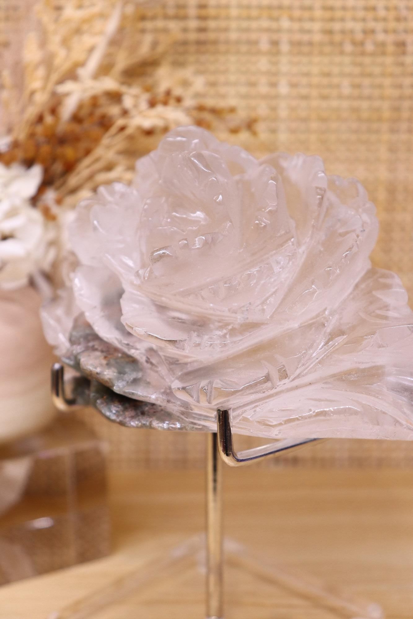 Garden Quartz Flower Carving + Stand | 553g