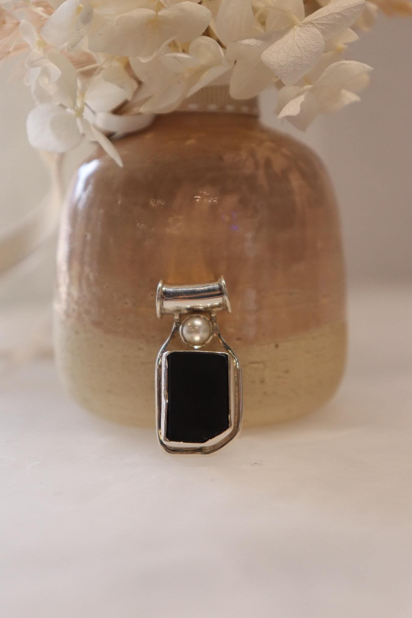Shungite & Pearl Pendant