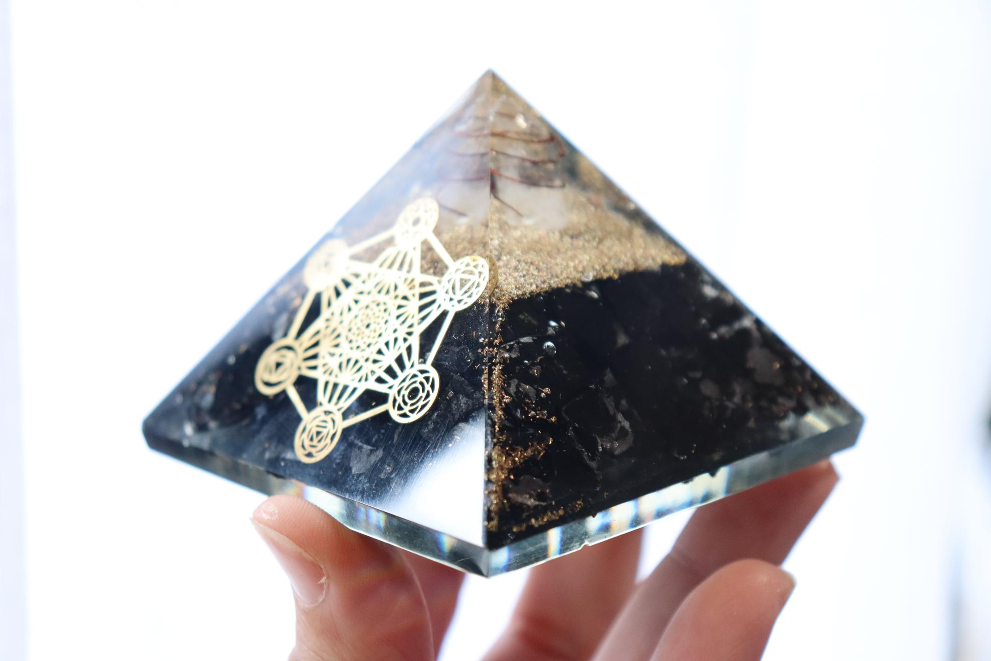 Orgonite Pyramid | Shungite & Clear Quartz | Metatron Cube Symbol